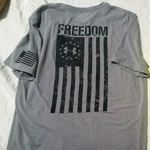 Under Armour t shirt